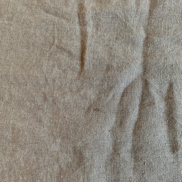 Linen table runner - Picture 3 of 7